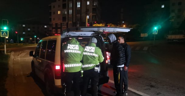 Gebze'de sokağa çıkma kısıtlamasına uymayanlara ceza