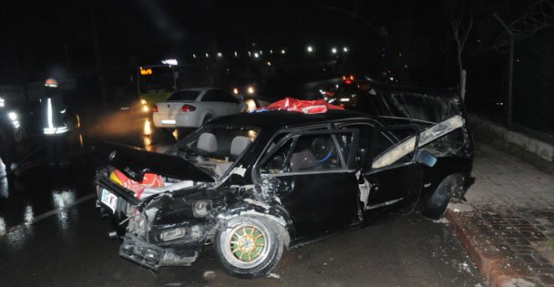 Gebze'de trafik kazası: 3 yaralı