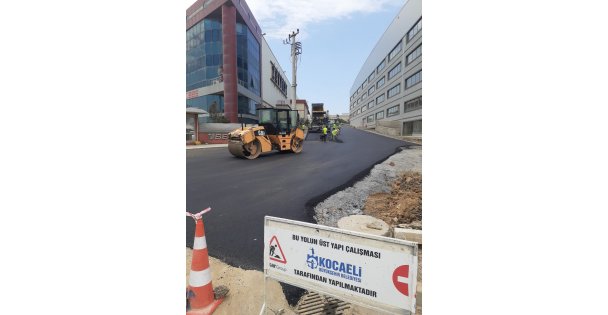 Gebze'de Yol Onarımlarına Devam Ediliyor