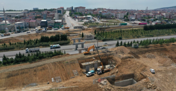 Gebze'deki Dev Projede Yol Genişletme Ve Köprü İnşası
