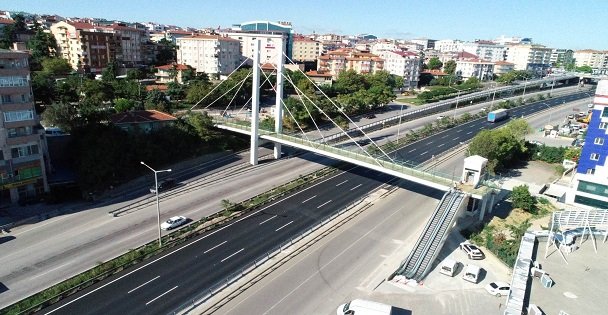 Gebze'deki köprüyle yayalar daha güvende olacak