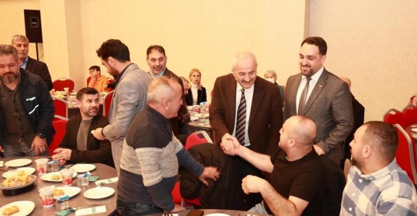 Gebze'deki Yozgatlılar  Başkan Büyükgöz'e konuk oldu