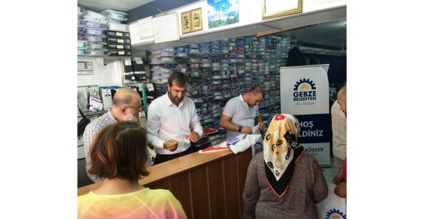 Gebzeli çocuklara okul malzemesi desteği