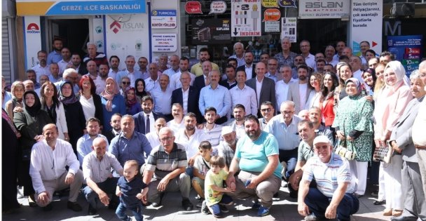 Gebzelileri buluşturan bayramlaşma