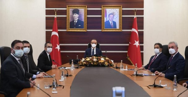 Gebzeye Huzurevi Yapılması İle İlgili Tarihi Toplantı