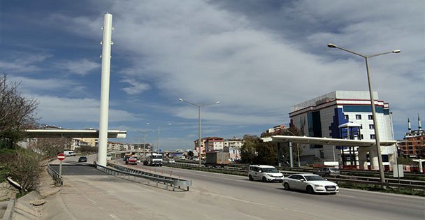 Gebze'ye modern yaya köprüsü