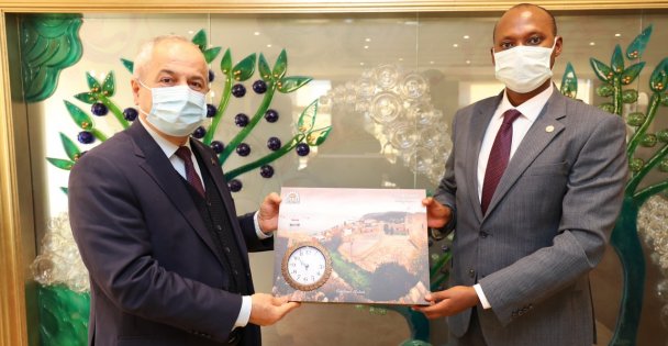 Gebze'ye Ruanda'dan heyet