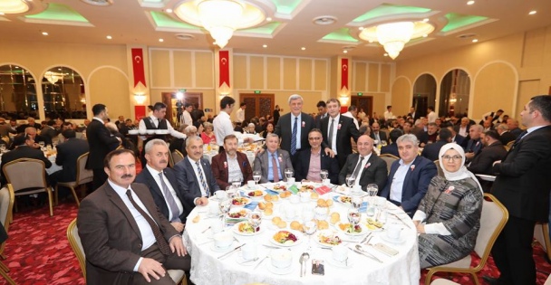Geleceği inşa edeceğiz!