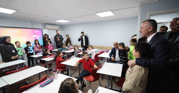 Geleceğimizin teminatı gençler için 17. Bilgievi Körfez İlçesi'nde açıldı Başkan Büyükakın: 'Eseri olmayanın yerinde yeller eser”