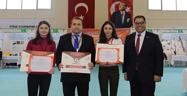 Geleceğin Bilim İnsanları GTÜ'de Ödüllendirildi