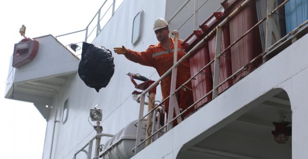 Gemilerden 31 Olimpik Yüzme Havuzu Hacminde Atık Toplandı