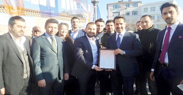 Gençler İstiklal Şairi'ni unutmadı!