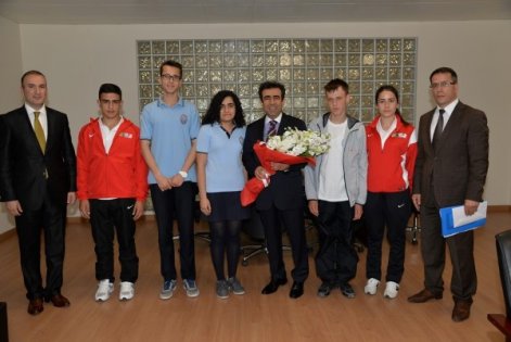 Gençlik Haftası resmen başladı
