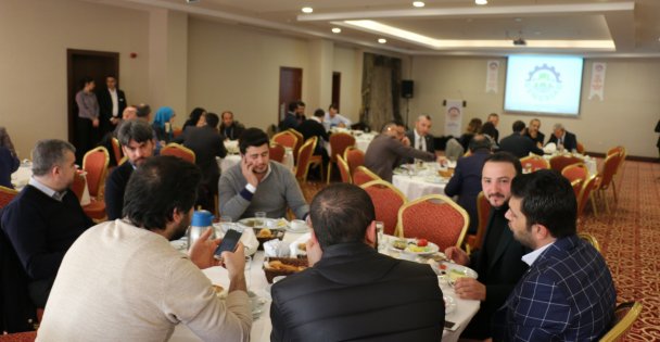GENÇSİAD ailesi kahvaltıda buluştu