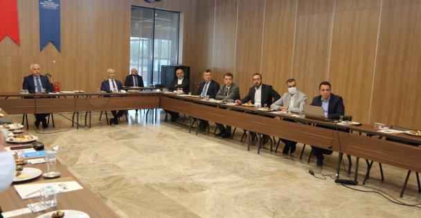 Genel Sekreter Gündoğdu, projeler hakkında bilgi aldı