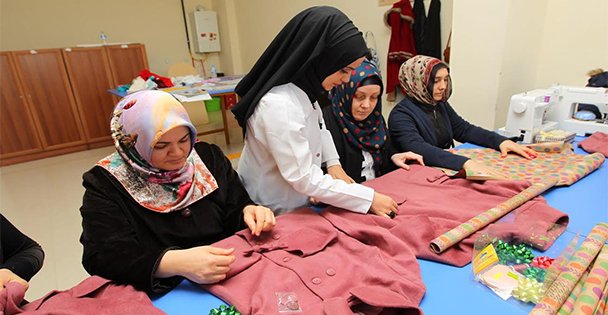 GESMEK kursiyeri yetimler için dikti