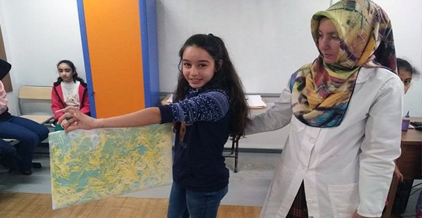 GESMEK'li Çocuklar Ebru Öğreniyor