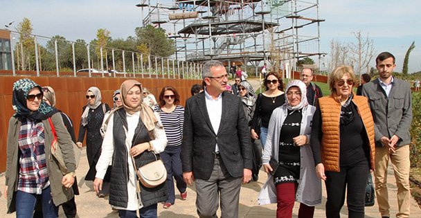Gez-Gör Konuklarından Macera'ya Tam Not