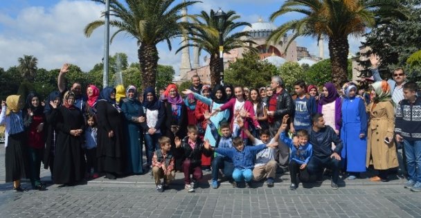 Gezi turu düzenliyorlar