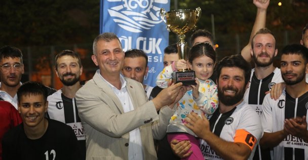 GÖLCÜK BELEDİYE BAŞKANLIĞI KUPASI'NDA ŞAMPİYON İHSANİYESPOR