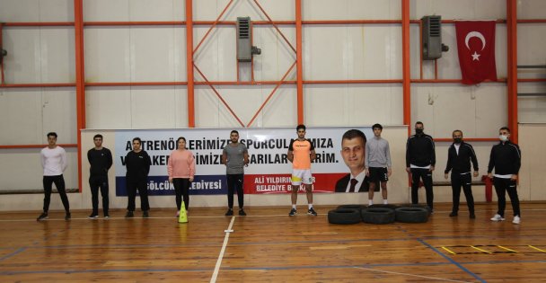 GÖLCÜK BELEDİYESİ KURSUNA KATILAN GENÇLERDEN POMEM SINAVINDA ÇOK BÜYÜK BAŞARI