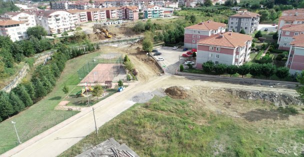 Gölcük Necati Çelik Devlet Hastanesi'ne Ulaşımı Kolaylaştıracak Yeni Yol Yapılıyor