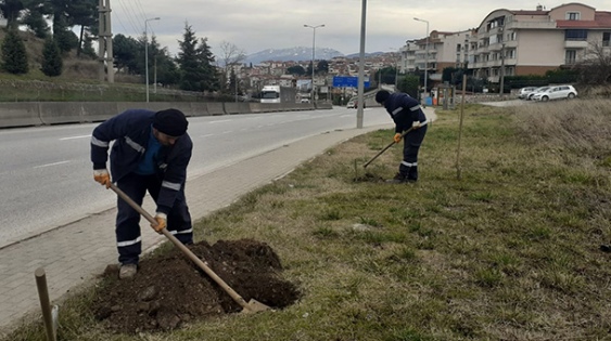 Gölcük Yüzbaşılar Kavşağı'nda çevre düzenlemesi