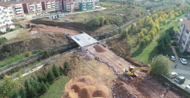 Gölcük'te Devlet Hastanesine Ulaşım Daha Kolay Olacak