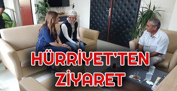 Görme Engelli Hukuk Mezunu Merve'ye Kutlama