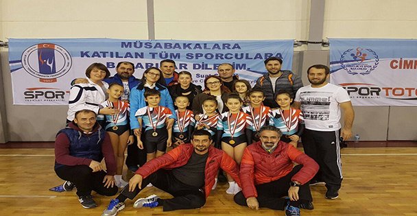 GTÜ sporcuları ödüle doymuyor