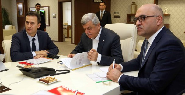GTÜ'den deprem sunumu