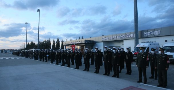 Hakkaride şehit olan er Selim Gedik Kocaeli'ye getirlidi