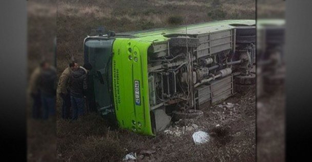 Halk otobüsü şarampole yuvarlandı