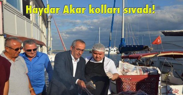 Haydar Akar kolları sıvadı!