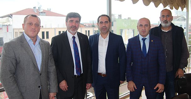 Hemşerilerinden Çakır'a destek