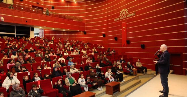 HER HAFTA OLDUĞU GİBİ BU HAFTA DA BAŞKAN BÜYÜKGÖZ GKM'DE ÇOCUKLARLA BİR ARAYA GELDİ