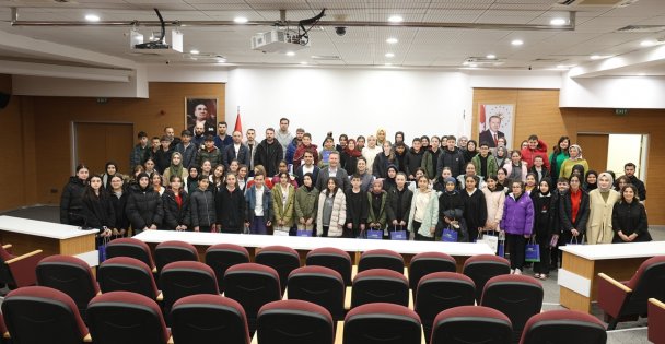 HER KALBİN ANAHTARI GÜZEL AHLAK