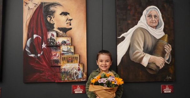 Her renkte Cumhuriyet, her eserde bağımsızlık