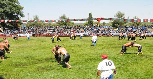 Hünkar Çayırı Yağlı Güreşleri