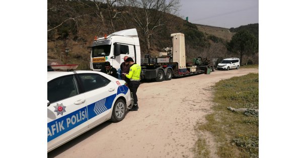 Hurda Mıcır ve Hafriyat Taşıyan Tır ve Kamyonlar Ölüm Tehlikesi Yaratıyor