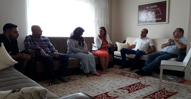 Hürriyet Şehit Ailelerini Unutmadı