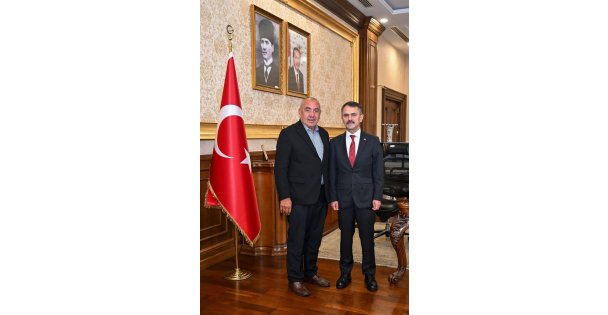 Hüsnü Öncül'den Kocaeli Valisi İlhami Aktaş'a Ziyaret
