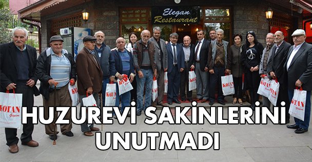 Huzurevi sakinlerini unutmadı