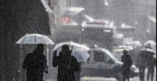 İçişleri Bakanı Yerlikaya, 9 İlde Beklenen Aşırı Yağışa Karşı Uyardı