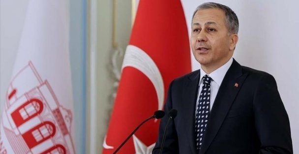 İçişleri Bakanı Yerlikaya: 'Çevrimiçi çocuk müstehcenliği ile mücadele kapsamında 48 ilde düzenlenen eş zamanlı operasyonlarda 50 şüpheli yakalandı”