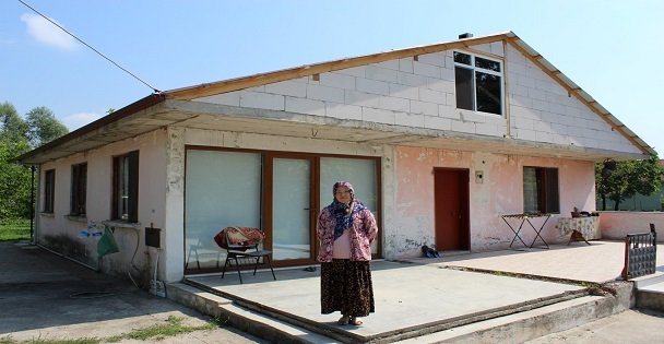 İhtiyaç Sahiplerinin Çatılarını Örüyoruz
