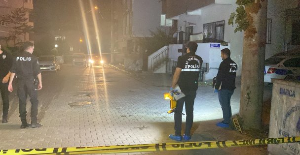 İki grup arasında kavga: 3 kişi bıçaklandı, bir kişi de kalp krizi geçirdi