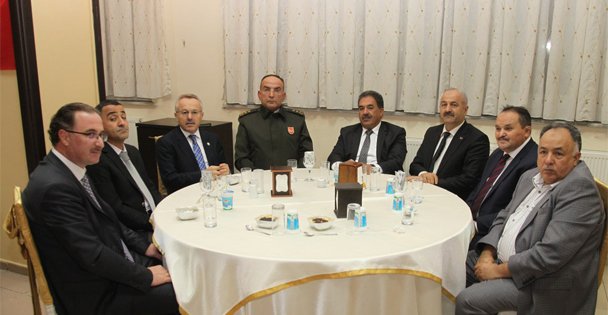 İlçe Müftüsü Örnek'i  İlçe Protokolü Uğurladı