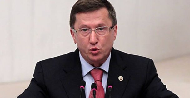 'İlk afişi ben asacağım'