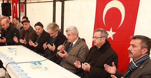 İlker Ağçay'ın ailesine taziye ziyareti